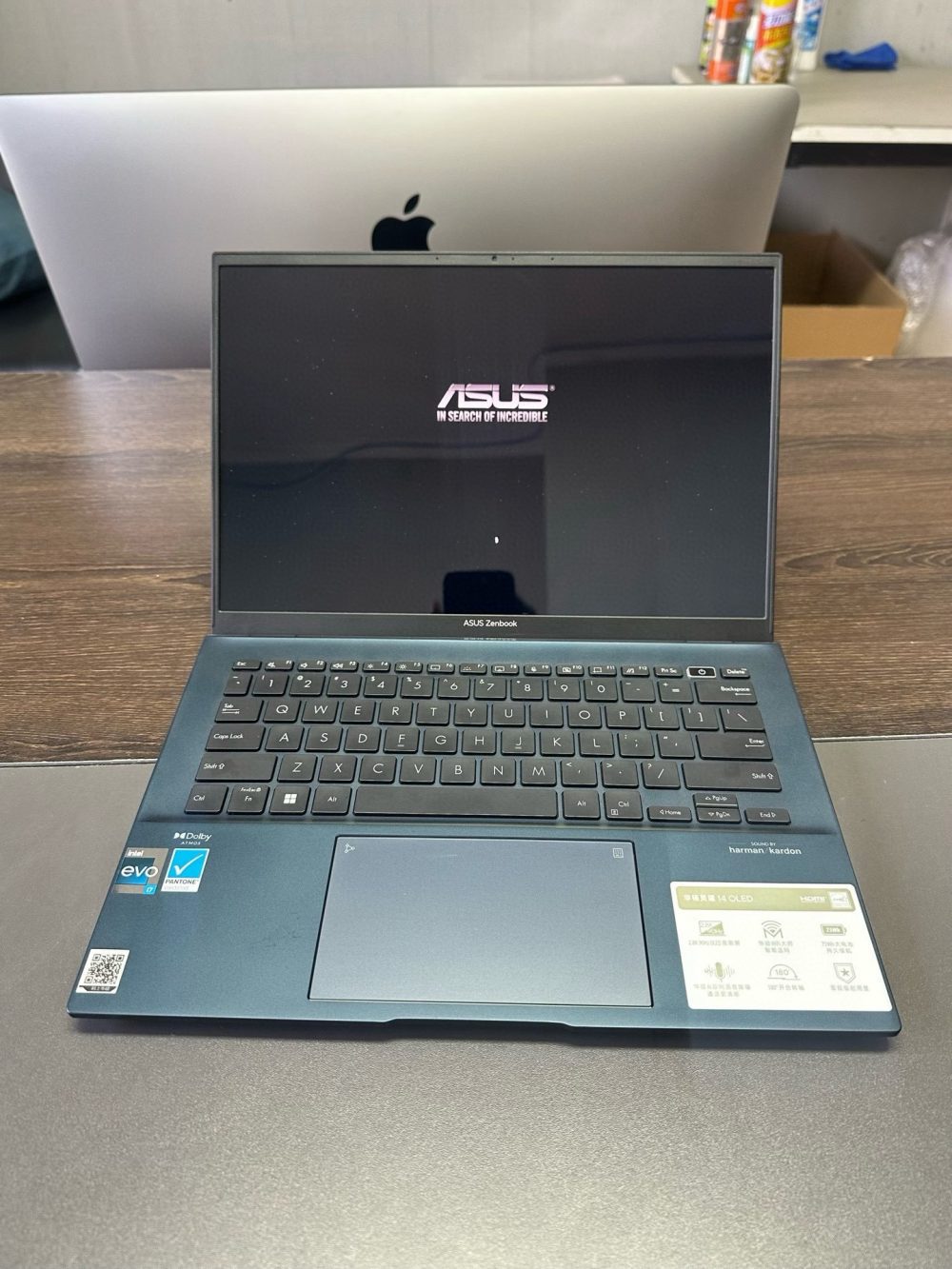 ASUS ZenBook 14 (2022) – i7-1260P / 16GB RAM / 512GB SSD / Integrated Graphics / OLED Display - 图片 3