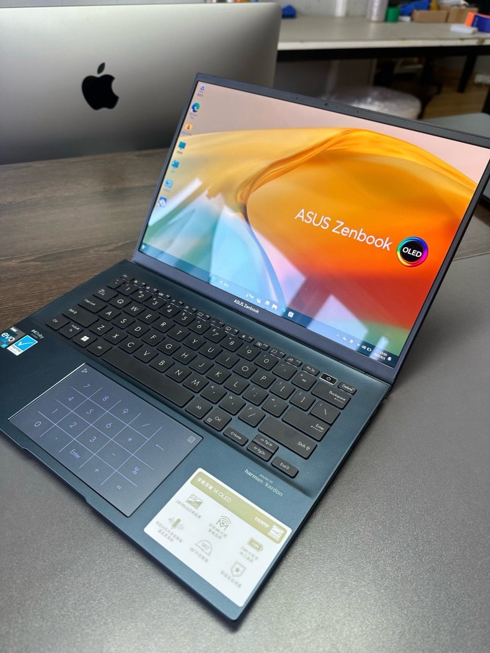 ASUS ZenBook 14 (2022) – i7-1260P / 16GB RAM / 512GB SSD / Integrated Graphics / OLED Display - 图片 8