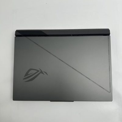 Asus ROG Strix G713 gaming Laptop | 17.2"2K 240HZ | AMD Ryzen 9-7845H - 1TB SSD Hard Drive - 16GB RAM - Nvidia GeForce RTX 4060 | 8GB - Image 3