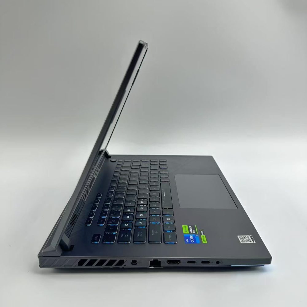 Asus ROG Strix G713 gaming Laptop | 17.2"2K 240HZ | AMD Ryzen 9-7845H - 1TB SSD Hard Drive - 16GB RAM - Nvidia GeForce RTX 4060 | 8GB - Image 6